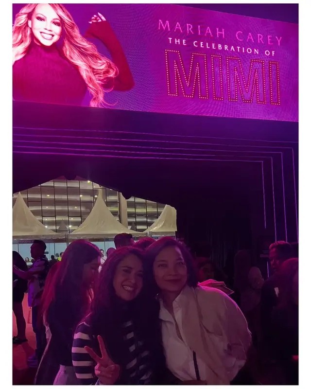 8 Potret seleb Tanah Air nonton konser Mariah Carey di Indonesia, Krisdayanti boyong satu keluarga