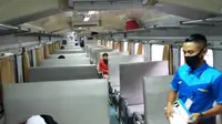 Kuota kursi untuk penumpang kereta api dibatasi demi mencegah penyebaran corona Covid-19. Stasiun Malang pun sudah sepi penumpang sejak sebulan terakhir (Liputan6.com/Zainul Arifin)