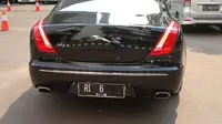 Ke DPR Pakai Jaguar, Setya Novanto Tuai Kritik