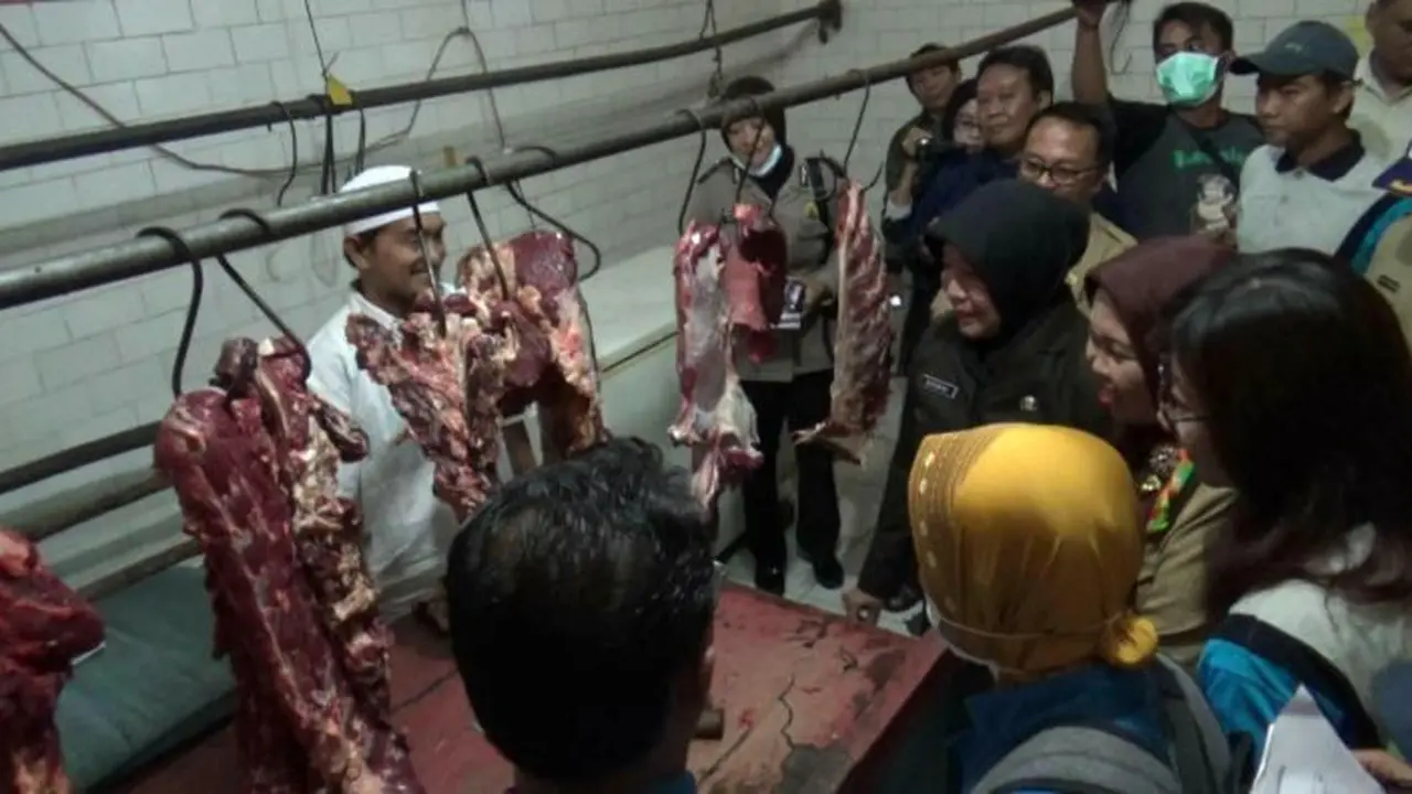 Wali kota Probolinggo Rukmini melakukan sidak ke beberapa Pasar tradisional.