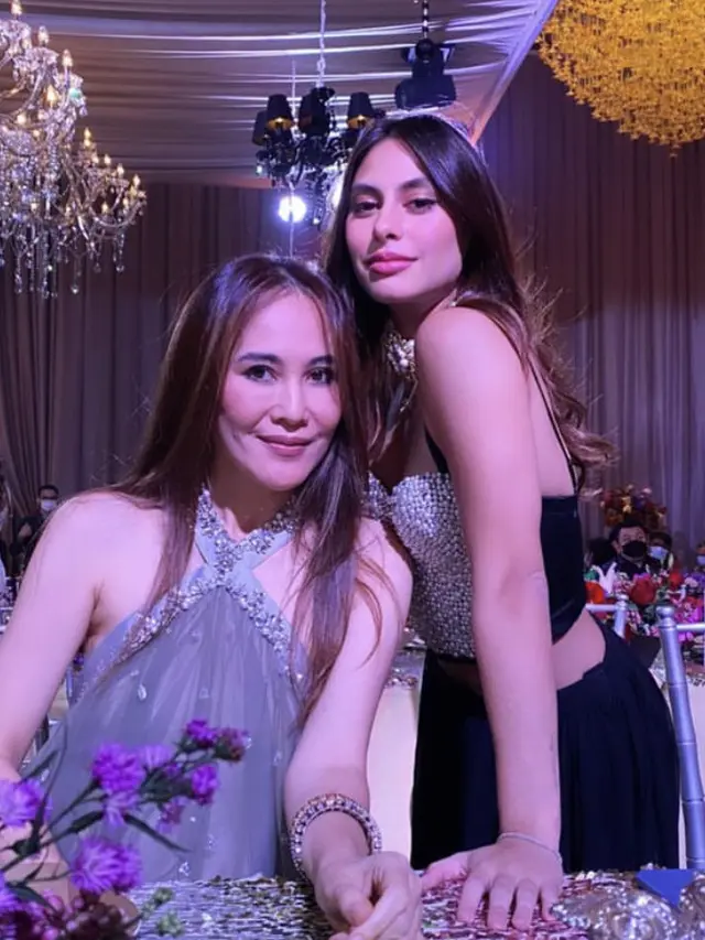 Ina Thomas, credit:  (@inathomas)