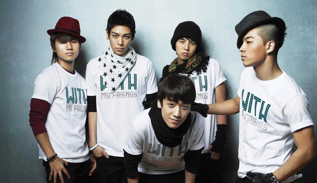 Tak hanya di Korea, Flower Road juga mendapat sambutan luar biasa di seluruh dunia. Lagu ini menduduki peringkat pertama di iTunes Songs di 28 negara. (Foto: Soompi.com)