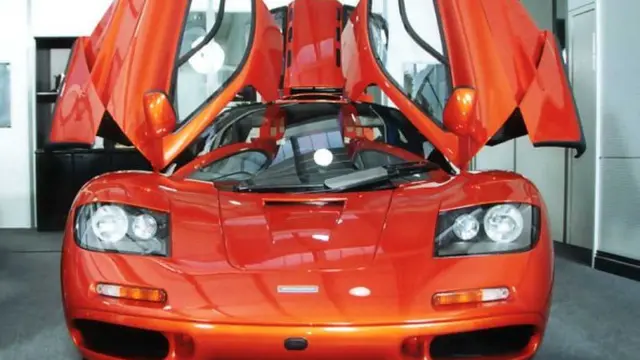 Mr Bean dan McLaren F1 - 4