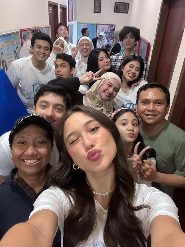 6 Potret Akrab Yasmin Napper dan Nadzira Shafa, Puji Alur Cerita Film 172 Days