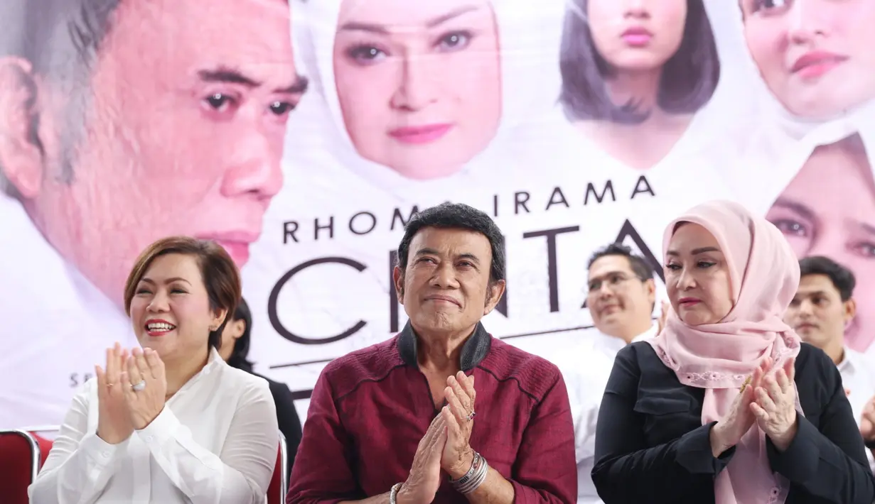 "Bukan mahram di film, tapi di luar ya bisa suap-suapan. Kenapa bukan suami istri, karena sinetron ini kan memainkan emosi manusia, penonton. Kurang seru kalau jadi suami istri," tukas Rhoma Irama. (Nurwahyunan/Bintang.com)