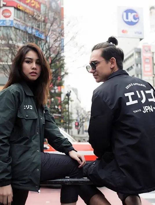 Adipati dan Vanesha kerap kali menyempatkan diri untuk berlibur bersama. Salah satu destinasi pilihan mereka ialah Negeri Sakura, Jepang. (Liputan6.com/IG/adipati)