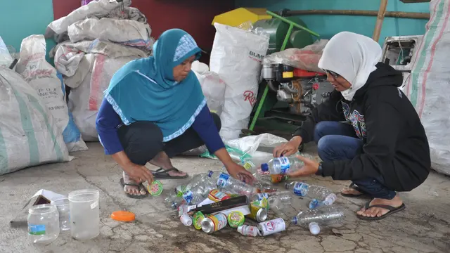 Sampah organik dan anorganik sama-sama bisa dimanfaatkan. (Foto: Liputan6.com/Istimewa/Muhamad Ridlo)