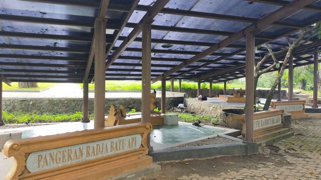 Menelusuri Jejak Kerajaan Sriwijaya di Bukit Siguntang Palembang