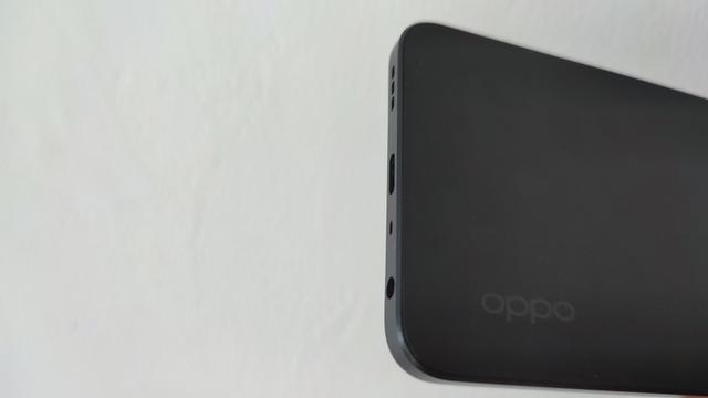Oppo A77s (Liputan6.com/Giovani Dio Prasasti)