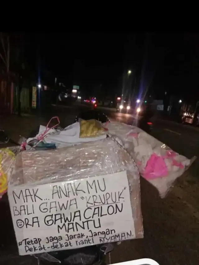 9 Tulisan Kocak di Belakang Motor saat Bawa Barang Ini Bikin Geleng Kepala