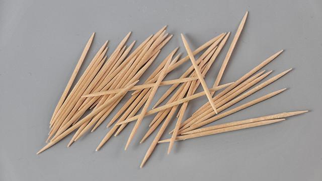 Ilustrasi tusuk gigi