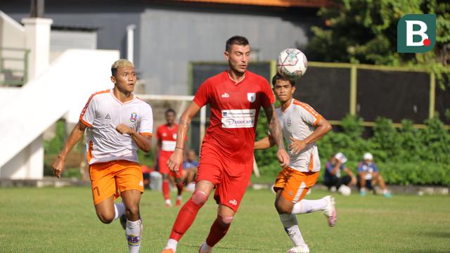 Uji Coba Persipura Vs Perseden