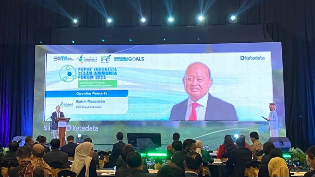 Direktur Utama PT Pupuk Indonesia (PIHC) Bakir Pasaman
