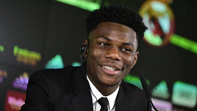 Foto: Investasi Jangka Panjang, Real Madrid Datangkan 5 Pemain Muda Berlabel Mahal Berikut untuk Regenerasi Skuat