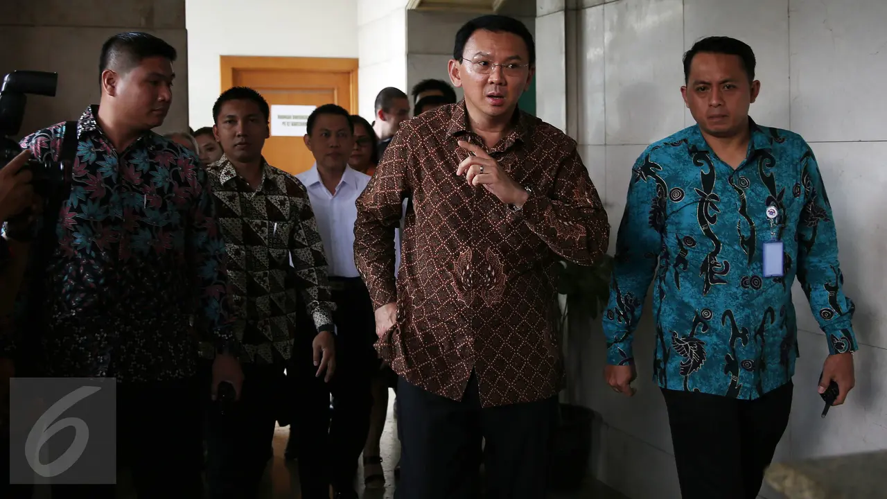 20161024-Ahok-Klarifikasi-Tentang-Penistaan-Agama-Jakarta-JT