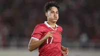 Selebrasi pemain Timnas Indonesia U-23, Rafael William Struick setelah mencetak gol ke gawang Chinese Taipei U-23 dalam pertandingan Grup K Kualifikasi Piala Asia U-23 2024 di Stadion Manahan, Solo, Sabtu (9/9/2023). (Bola.com/Arief Bagus)