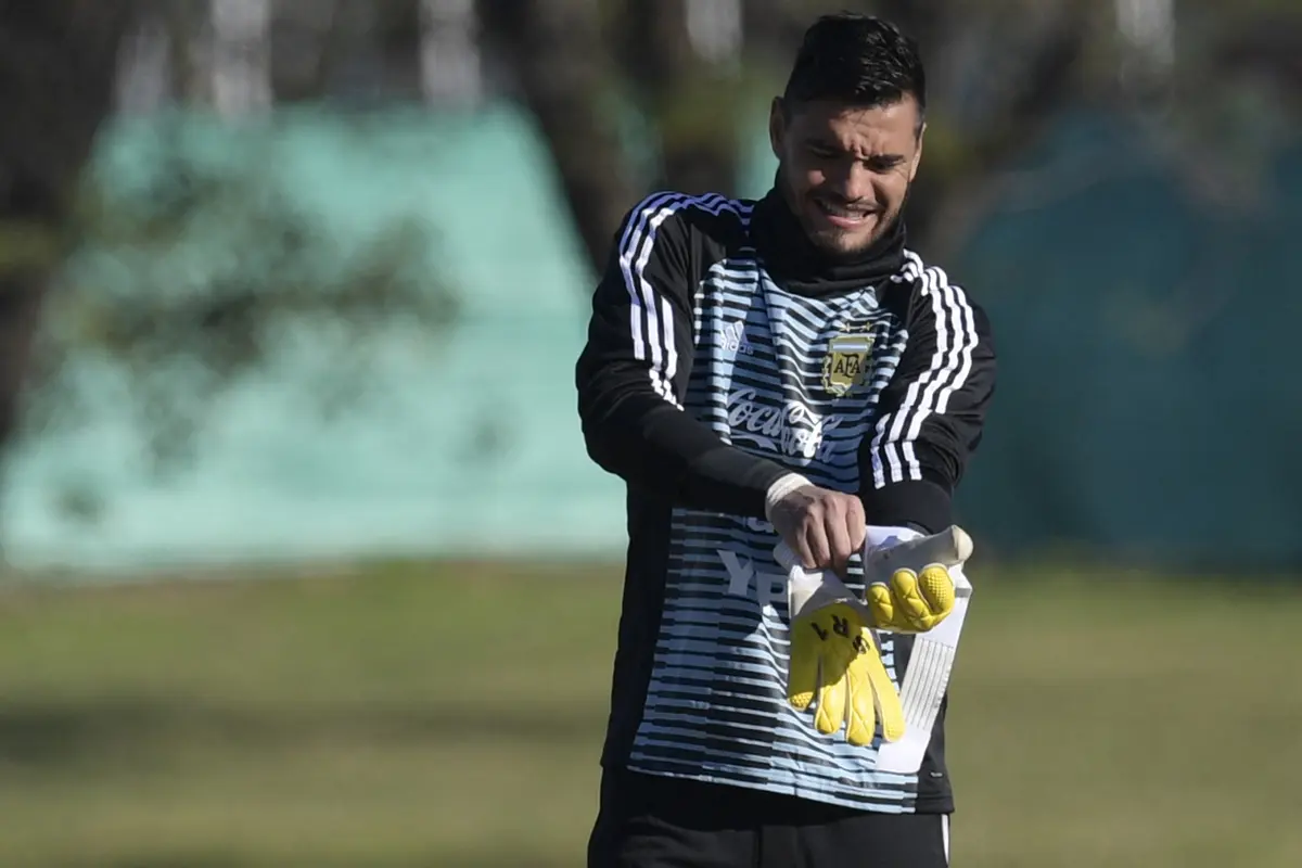Cedera, Kiper Argentina Gagal Tampil di Piala Dunia 2018