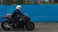 Jajal Motor Marquez, Desta: Ringan Banget Kaya Mau Terbang