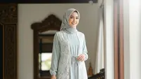 9 Model Gamis Rompi Lepas Tren Lebaran 2026, Tampil Modis di Hari Raya