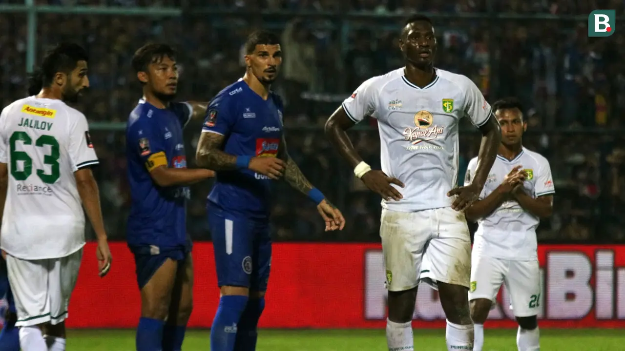 Arema FC vs Persebaya Surabaya