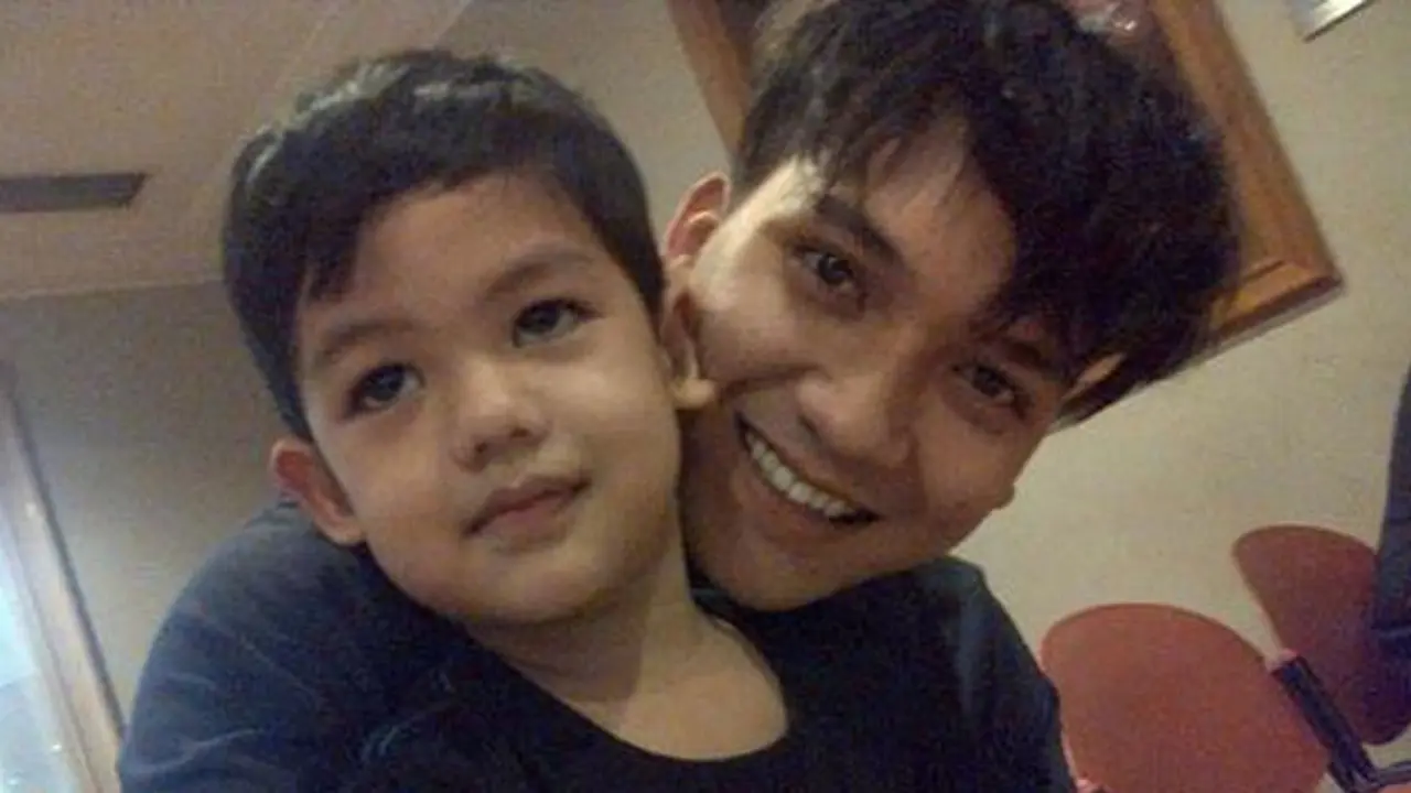 [Bintang] Egi John