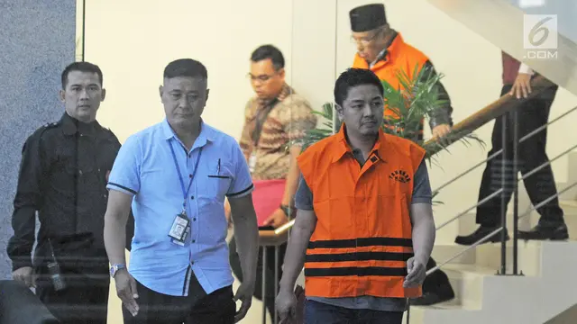 Kompak Terjaring OTT, Begini Ekspresi Bapak dan Anak Usai Diperiksa KPK