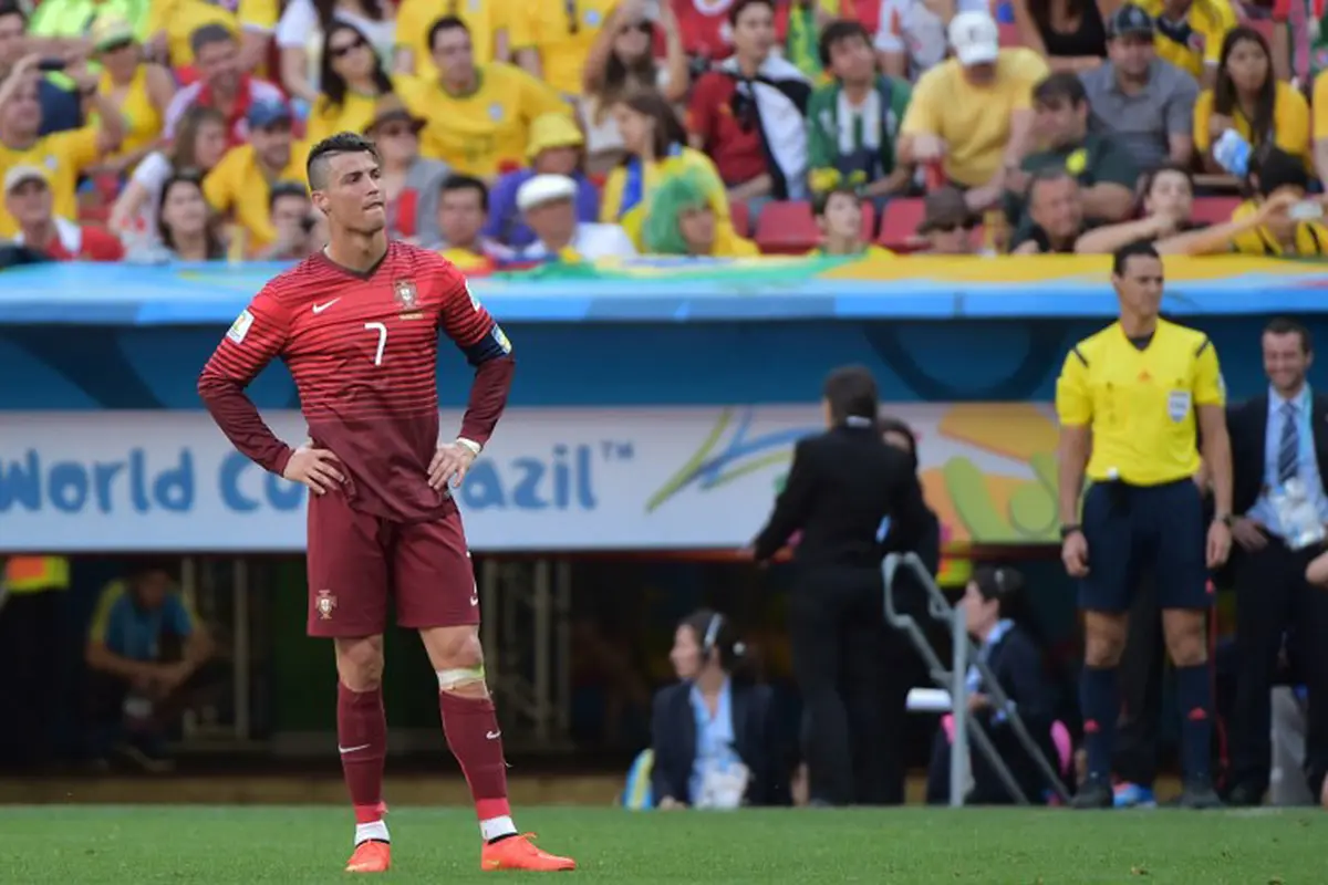 Cristiano Ronaldo (CR7)