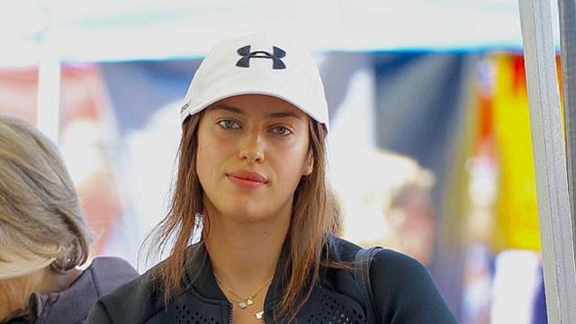 [Bintang] Irina Shayk