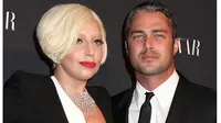 Lady Gaga Tunangan dengan Taylor Kinney