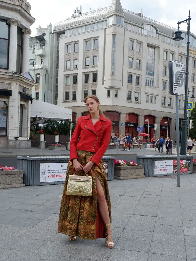 Bikin Bangga! Eksistensi Produk Fashion Kulit Garut yang Legendaris Kini Sampai di Rusia