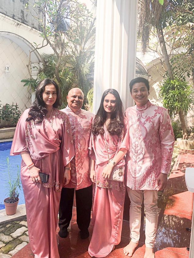 Jarang Tersorot, Ini 6 Momen Angbeen Rishi Bareng Ayahnya yang Berdarah India