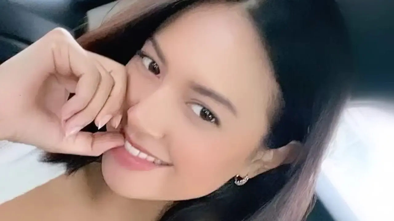 Main Series Baru, Ini 7 Gaya Aurelie Moeremans dengan Rambut Pendek