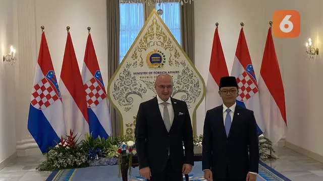 Menteri Luar Negeri RI Sugiono pada Senin (10/11/2025 di Gedung Pancasila menegaskan komitmen Indonesia dan Kroasia untuk memperluas kerja sama strategis, terutama di sektor pangan, pertanian, dan ketahanan energi (Dok. Liputan6.com/Teddy Tri Setio).