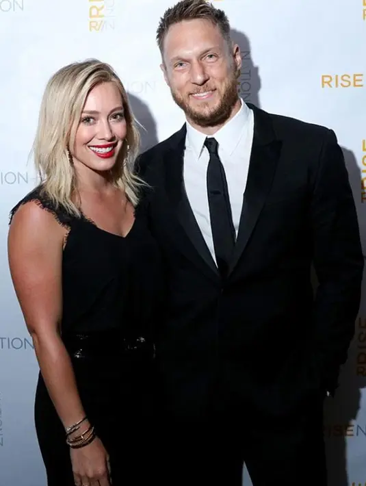 Hilary Duff dan Jason Walsh (via dailymail.co.uk)