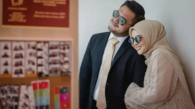 Jelang Pernikahan, Ini 8 Potret Prewedding Terbaru Kesha Ratuliu dan Adhi Permana