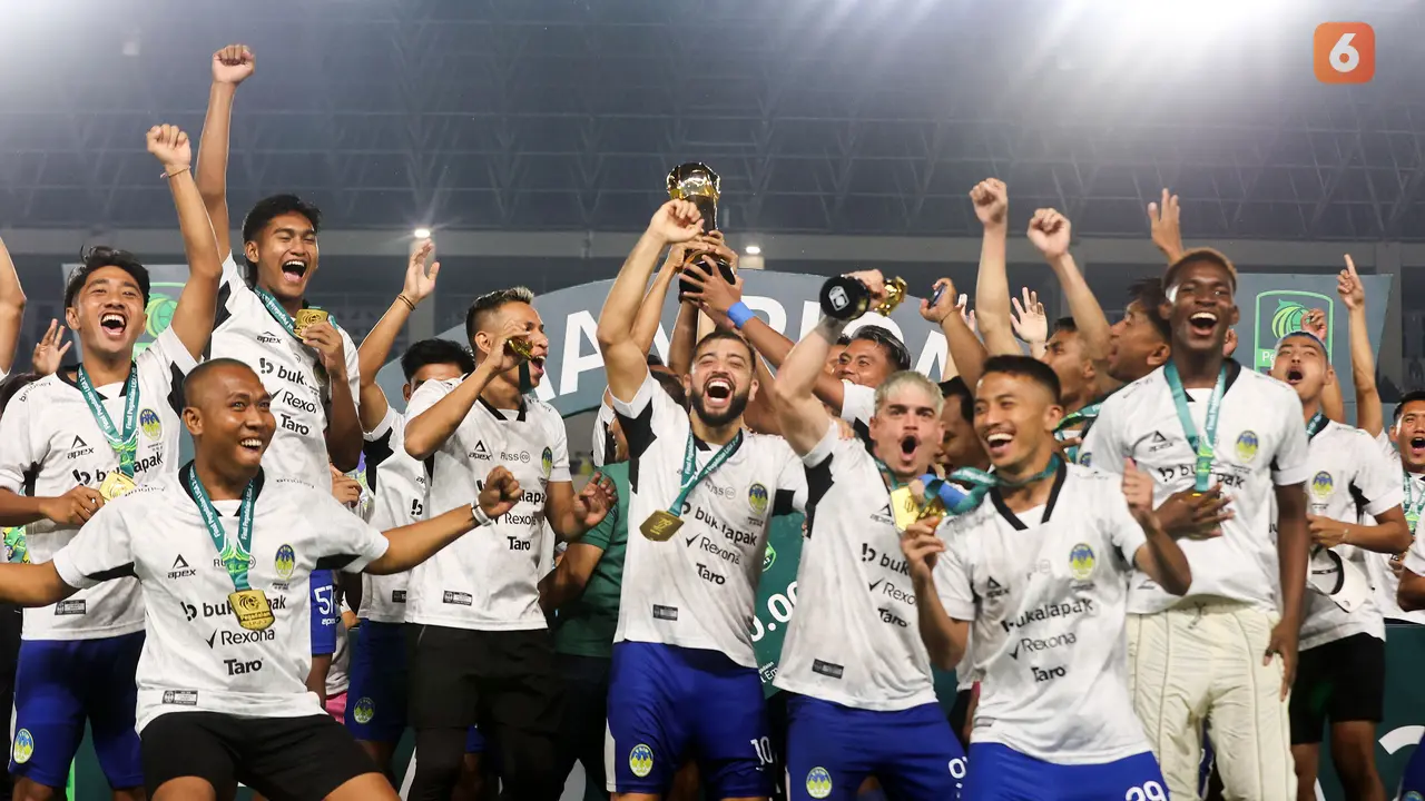 Foto: Kemenangan Sempurna PSIM Yogyakarta, Penantian18 Tahun Promosi dan Jadi Juara Pegandaian Liga 2 2024/2025