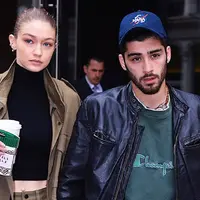 Zayn Malik dan Gigi Hadid tertangkap tengah berduaan di New York City pada 29 April. (Geo.tv)