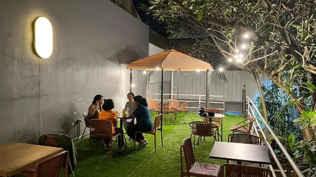 Kafe dengan Kuliner Nusantara Jadi Tempat Tongkrongan Baru di Kemang.  foto: istimewa