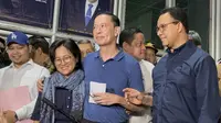 Pelukan Hangat Istri Sambut Tom Lembong Bebas dari Penjara