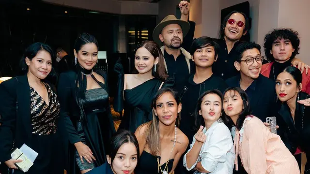 6 Potret Gala Premiere Jailangkung: Sandekala, Diangkat dari Mitos di Masyarakat