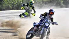 Dua pebalap Indonesia Galang Hendra Pratama dan Imanuel Putra Pratna mendapat pelatihan langsung dari Valentino Rossi di Italia.
