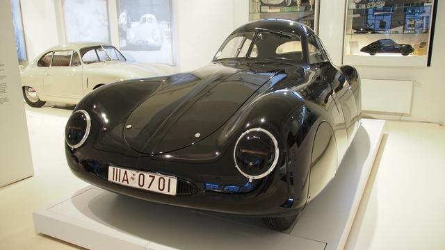 Porsche 64