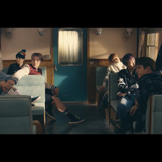 Raup Rp 801 Miliar Penghasilan Bts Kalahkan Musisi Top Dunia Bisnis Liputan6 Com