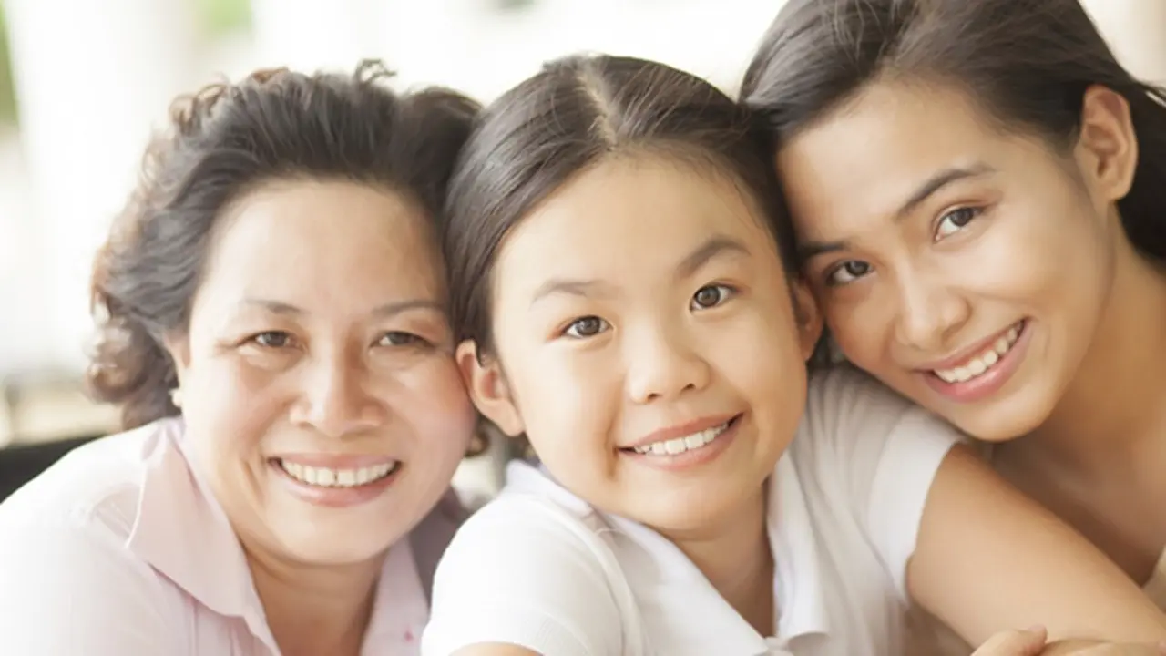 Kisah tentang seorang anak adopsi dan kasih sayang ibunda.