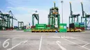 Terminal Petikemas Kalibaru mampu untuk menampung kapal besar dari Eropa, Asia Timur bisa langsung masuk ke Priok tanpa harus mampir ke negara lain, Jakarta, Selasa (13/9). (Liputan6.com/Faizal Fanani)