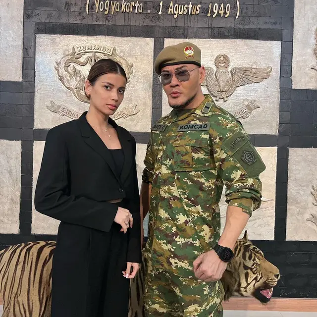 Deddy Corbuzier gabung di Komcad TNI. (Instagram/mastercorbuzier)