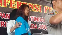 Kanjeng Ratu Keraton Agung Sejagat saat mengenakan pakaian tahanan Polda Jateng. (Liputan6.com/ Felek Wahyu)