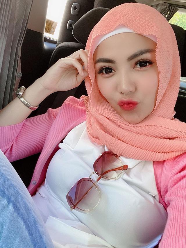 7 Potret Terbaru Bella Shofie yang Kini Putuskan Berhijab