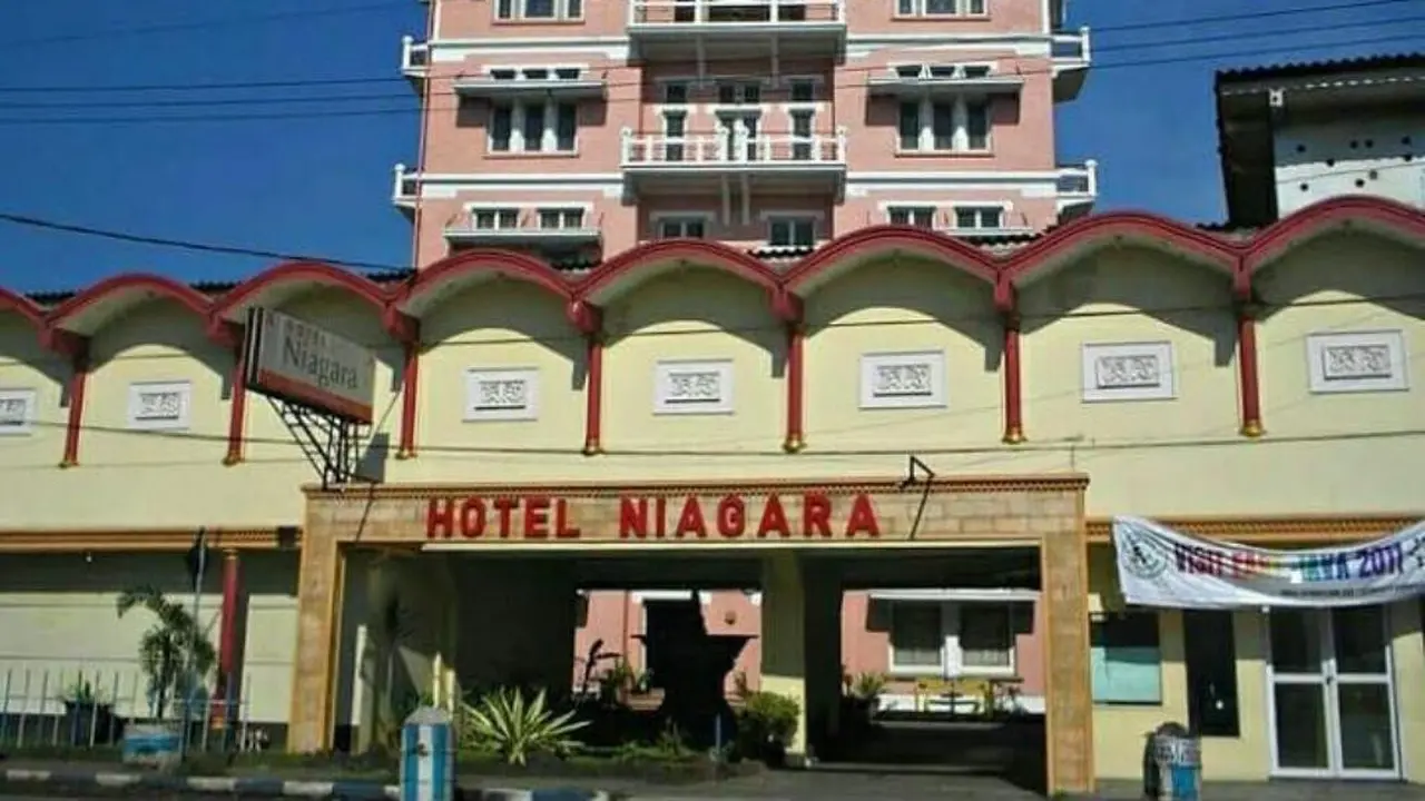Potret Hotel Niagara Malang dari depan