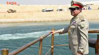 Presiden Mesir Al-Sisi di peresmian proyek perpanjangan terusan Kanal Suez. (Reuters)